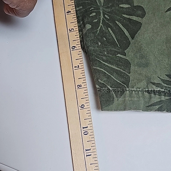 Old Navy Mens Shorts Sz 38 - Picture 8 of 8